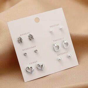 Six Day Fashion Jewelry Earring Set